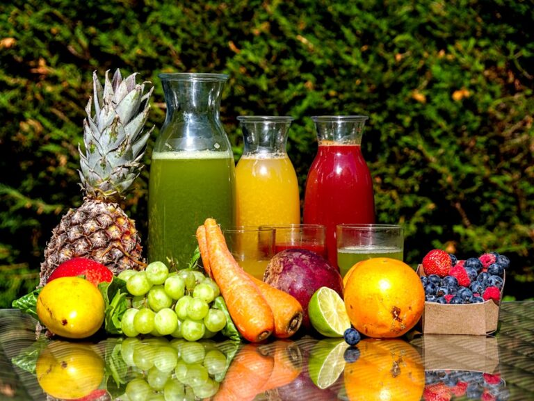 The Most Popular Celebrity Detox Diets