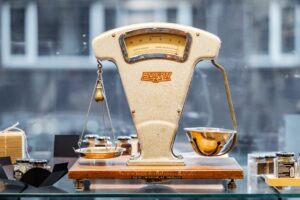 Weight-Loss Surgery - Sized Up